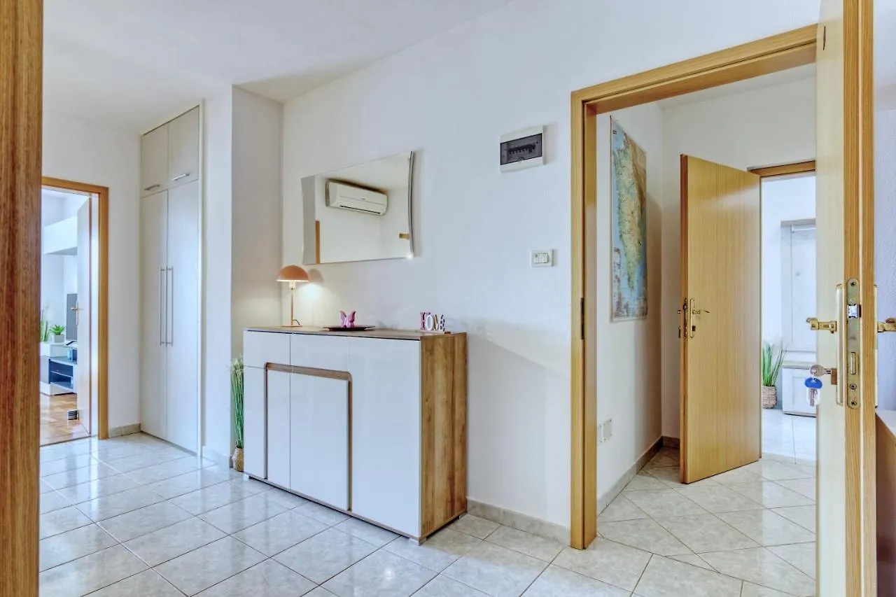 Apartments Birimac Pola